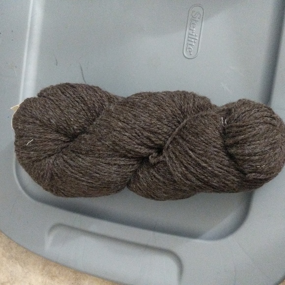 #46.NWT Lot of 3 Shelridge Farm 100% Merino Wool Yarn. Color: Brown - Picture 2 of 6